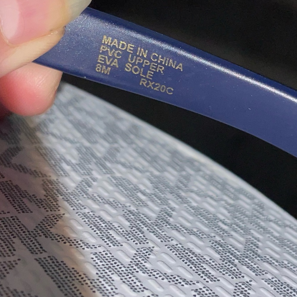 Brand new Michael Kors platform thong sandals - Picture 7 of 9